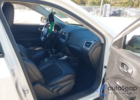 2020 Jeep Compass Latitude Fwd из США, поврежденный, VIN 3C4NJCBB1LT108444